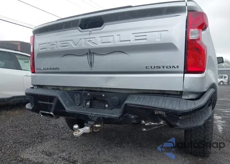 2019 Chevrolet Silverado 1500 Custom Trail Boss из США, поврежденный, VIN 3GCPYCEF9KG311673